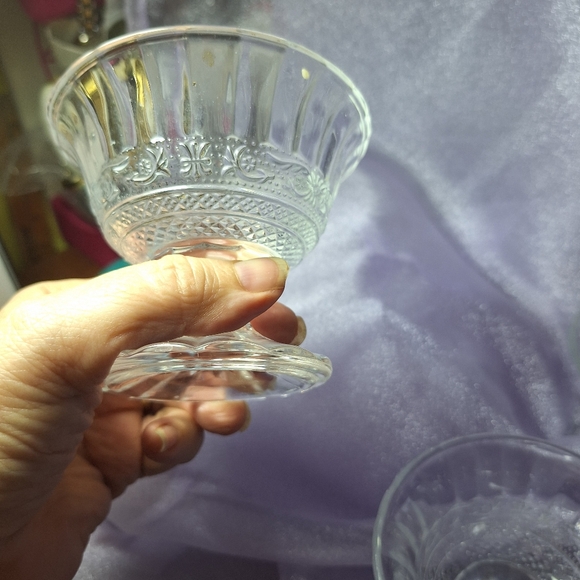 Compote Pedestal sherbet bowl - Picture 7 of 12